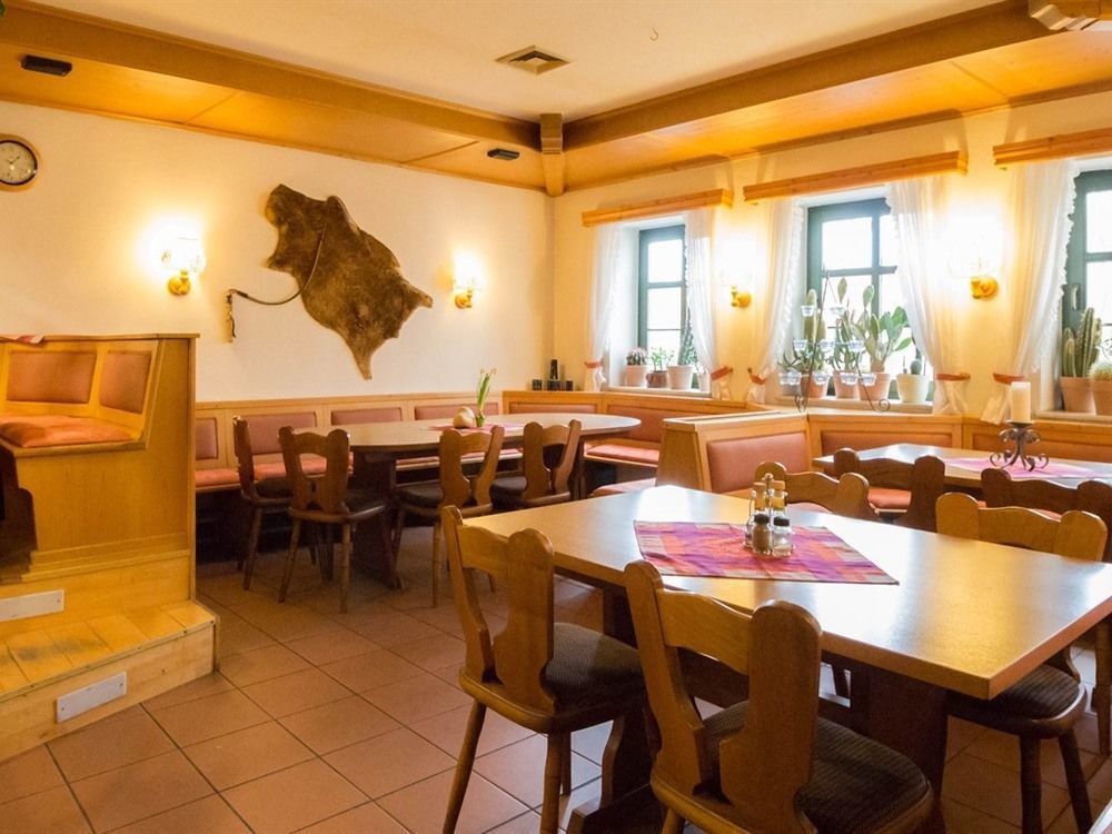 Hotel Erfurter Kreuz Kirchheim  Екстер'єр фото