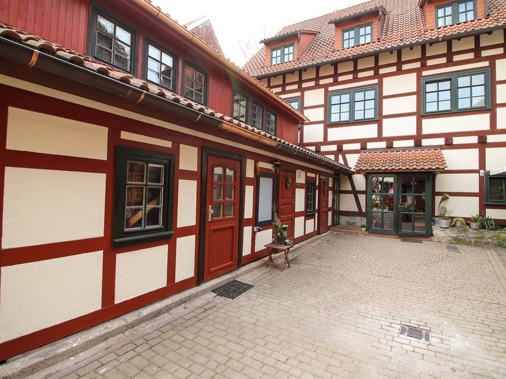 Hotel Erfurter Kreuz Kirchheim  Екстер'єр фото